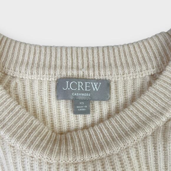 J.Crew Ribbed Cashmere Oversized Crewneck Sweater Ivory Size XS - Picture 4 of 8